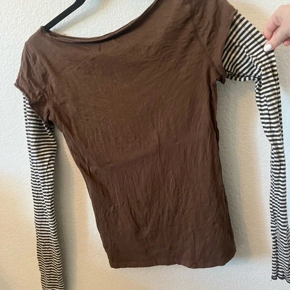 Urban Outfitters Brown Long Sleeve Top with Striped Accents - Picture 5 of 5